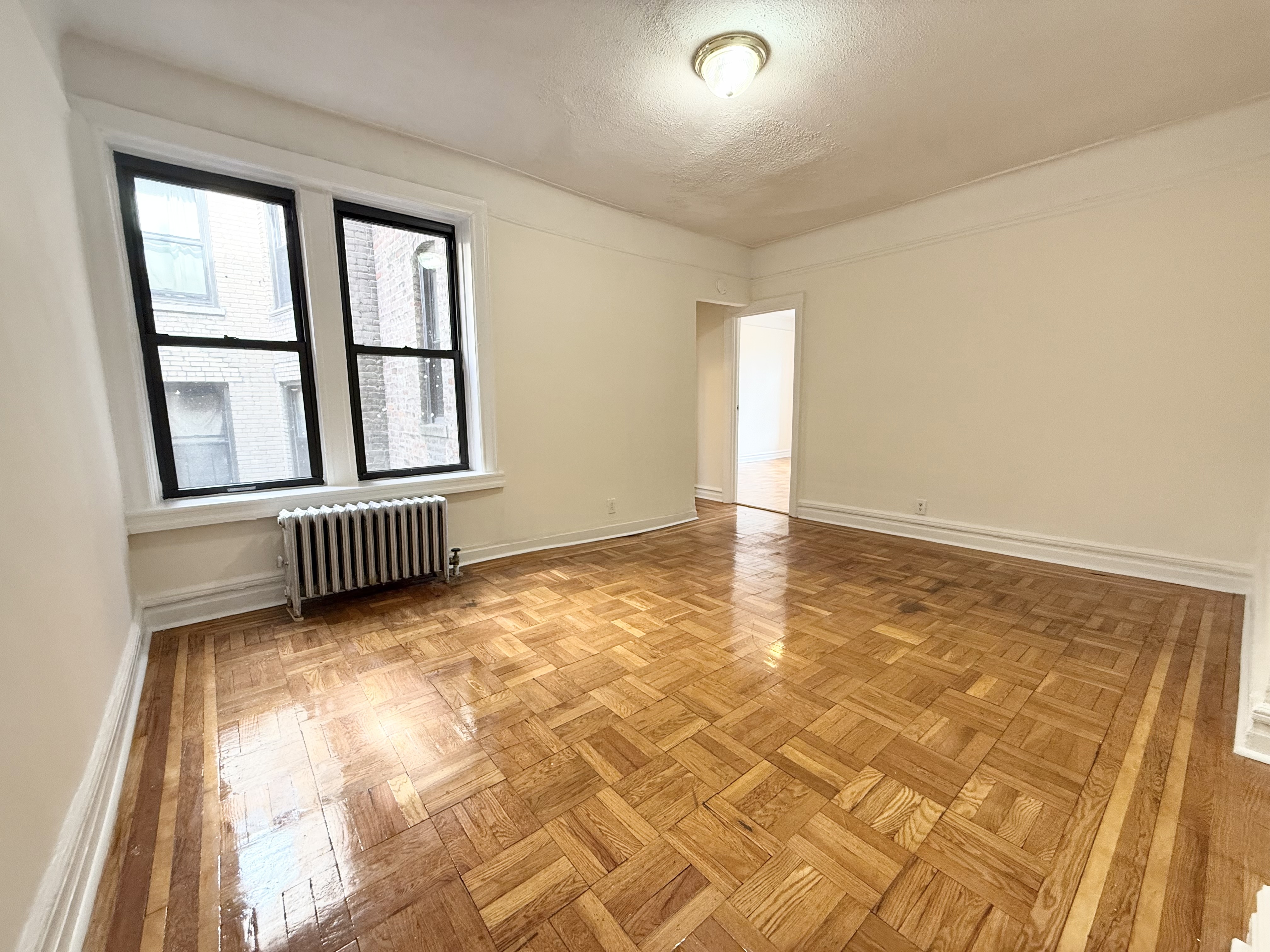 30 Seaman Avenue, Unit 4K Manhattan, NY 10034 - Photo 2 of 7