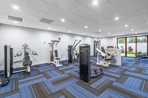 $215,000 | 7076 Huntington Lane, Unit 502, Delray Beach, FL 33446