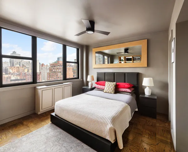 $865,000 | 130 East 18th Street, Unit 16A | Gramercy