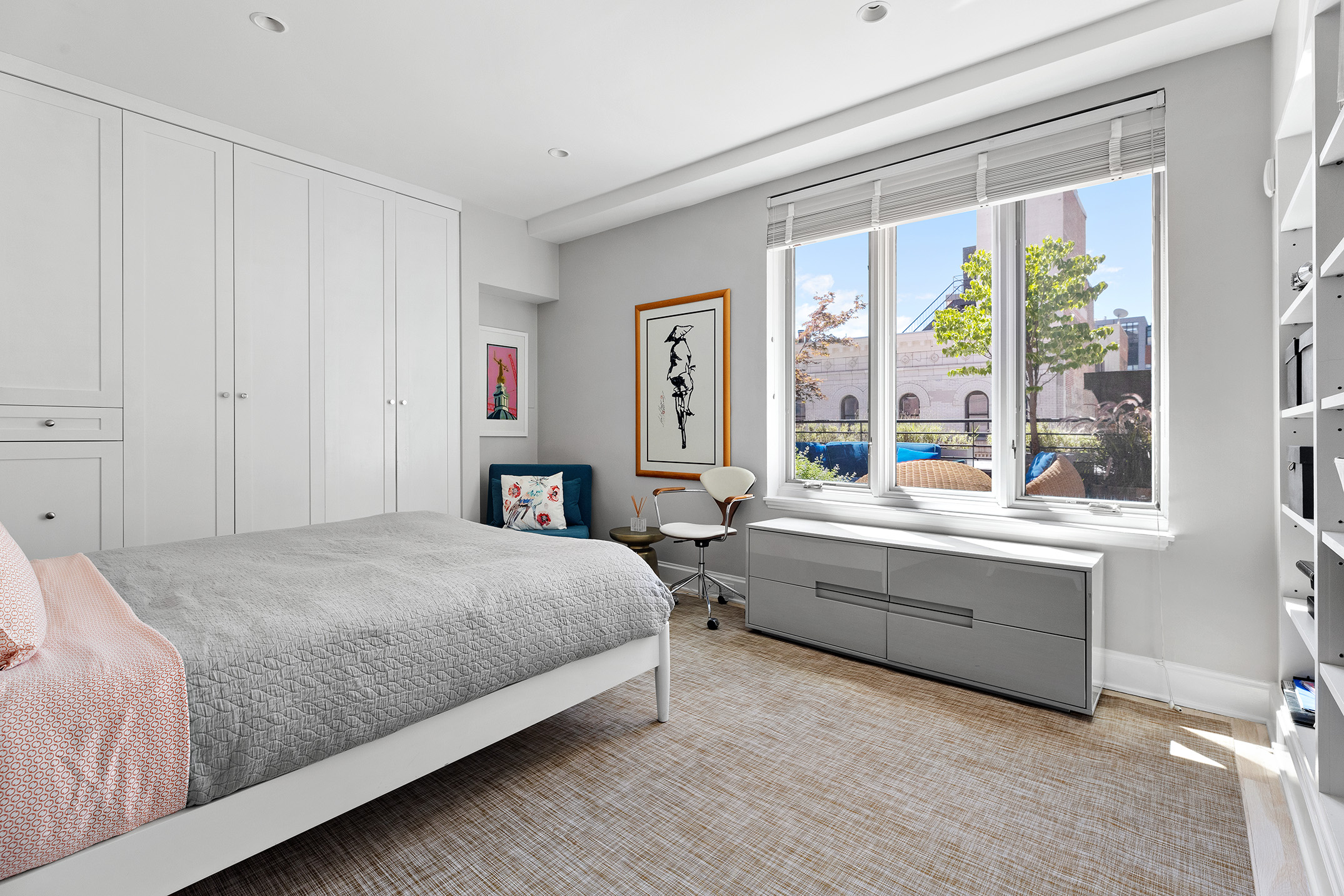 125 East 12th Street, Unit PHA Manhattan, NY 10003 - Photo 10 of 19