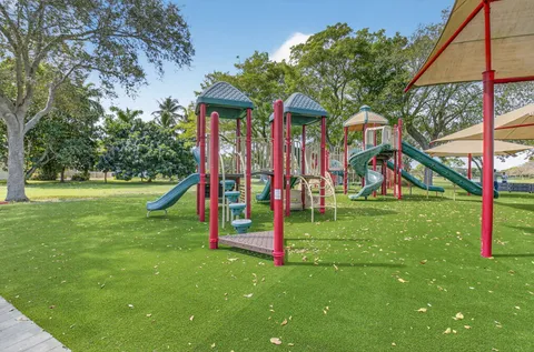 $2,000,000 | 2101 Northwest 25th Street, Boca Raton, FL 33431