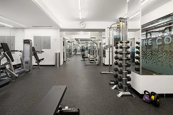 30 West 60th Street, Unit 6L Manhattan, NY 10019 - Photo 6 of 7