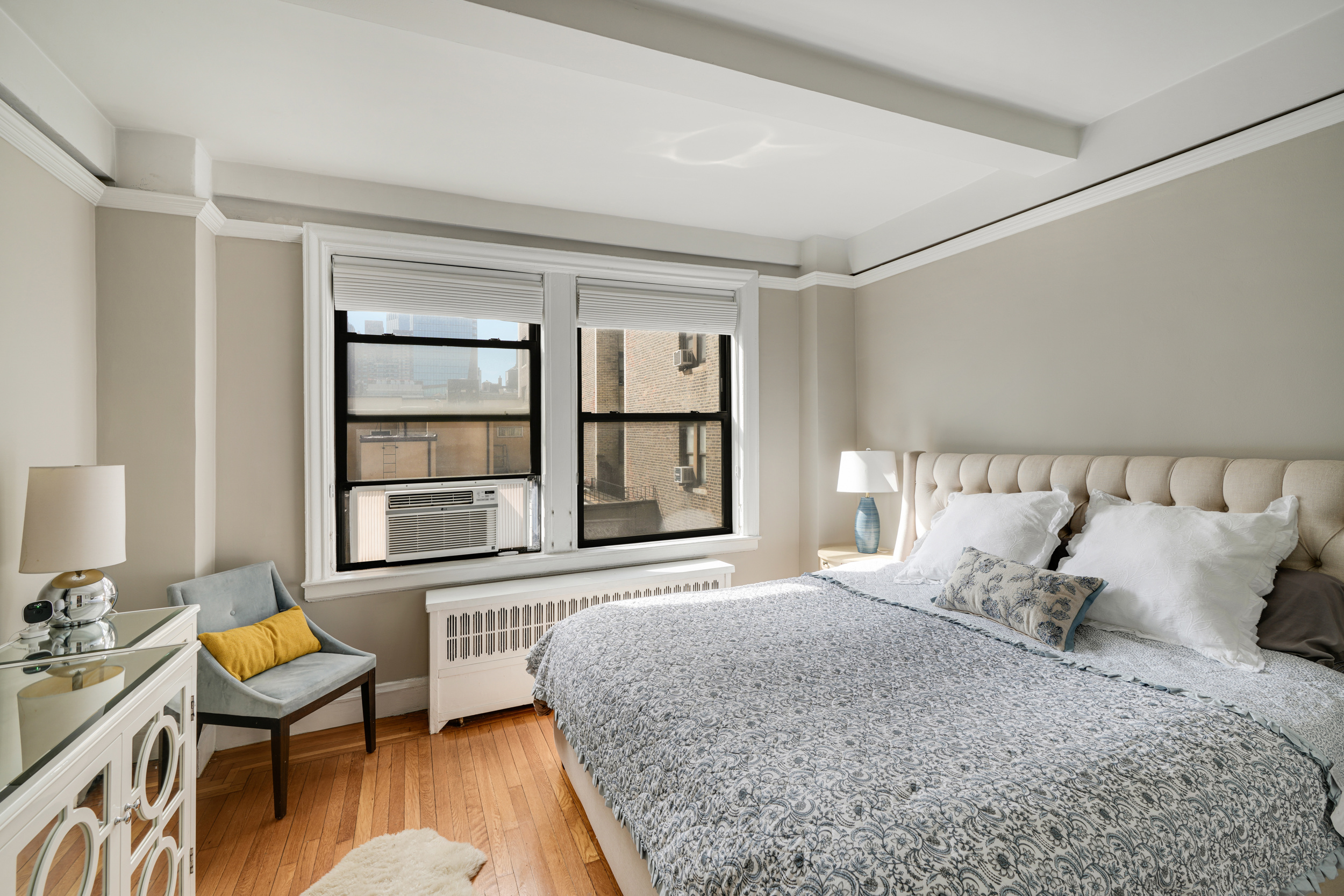 20 West 72nd Street, Unit 704 Manhattan, NY 10023 - Photo 10 of 21