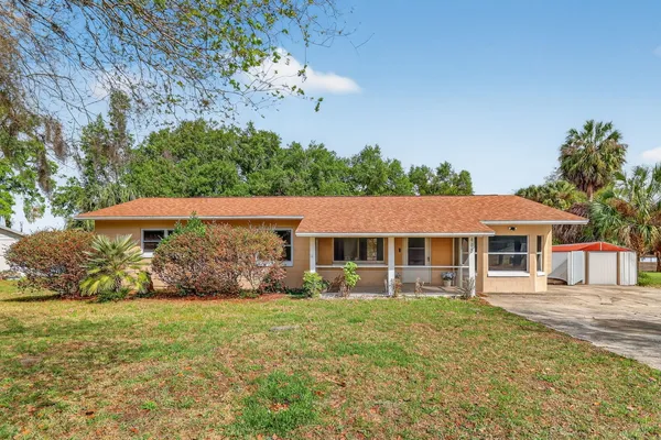 $244,850 | 405 Tropic Circle, Fruitland Park, FL 34731