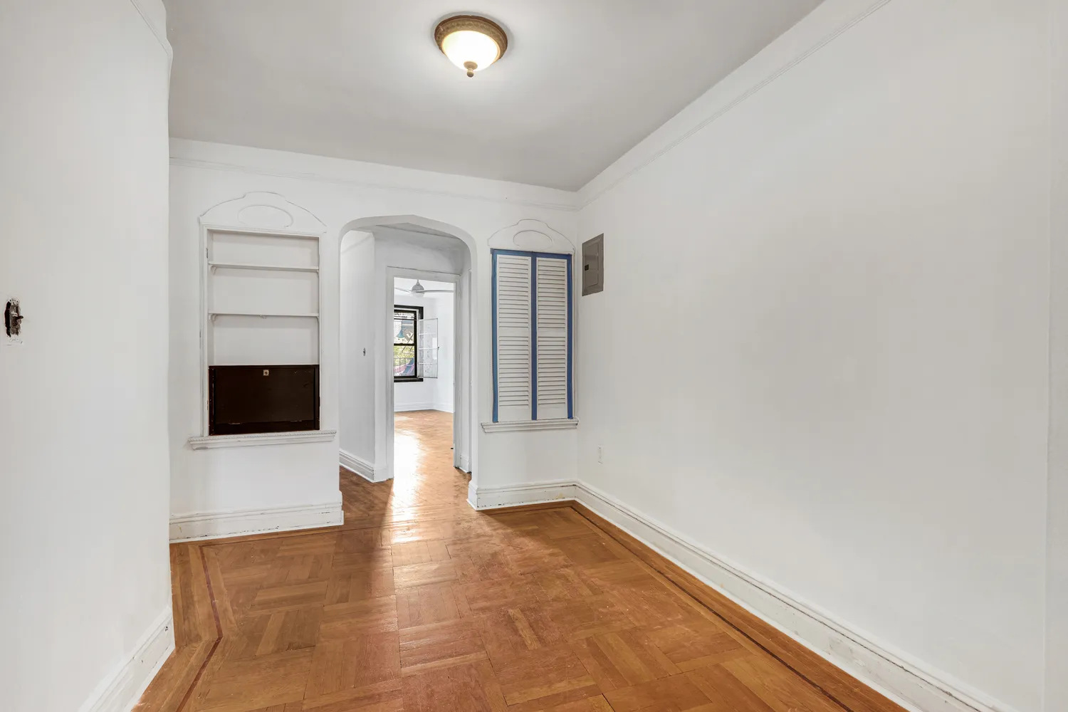 $3,550 | 30 Ocean Parkway, Unit 6M | Windsor Terrace