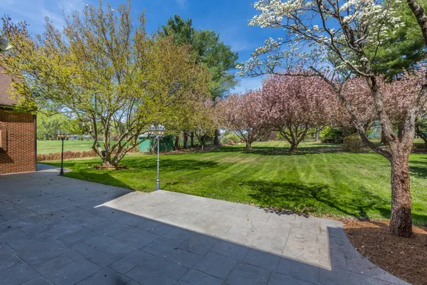 $1,795,000 | 12710 Travilah Road, Potomac, MD 20854