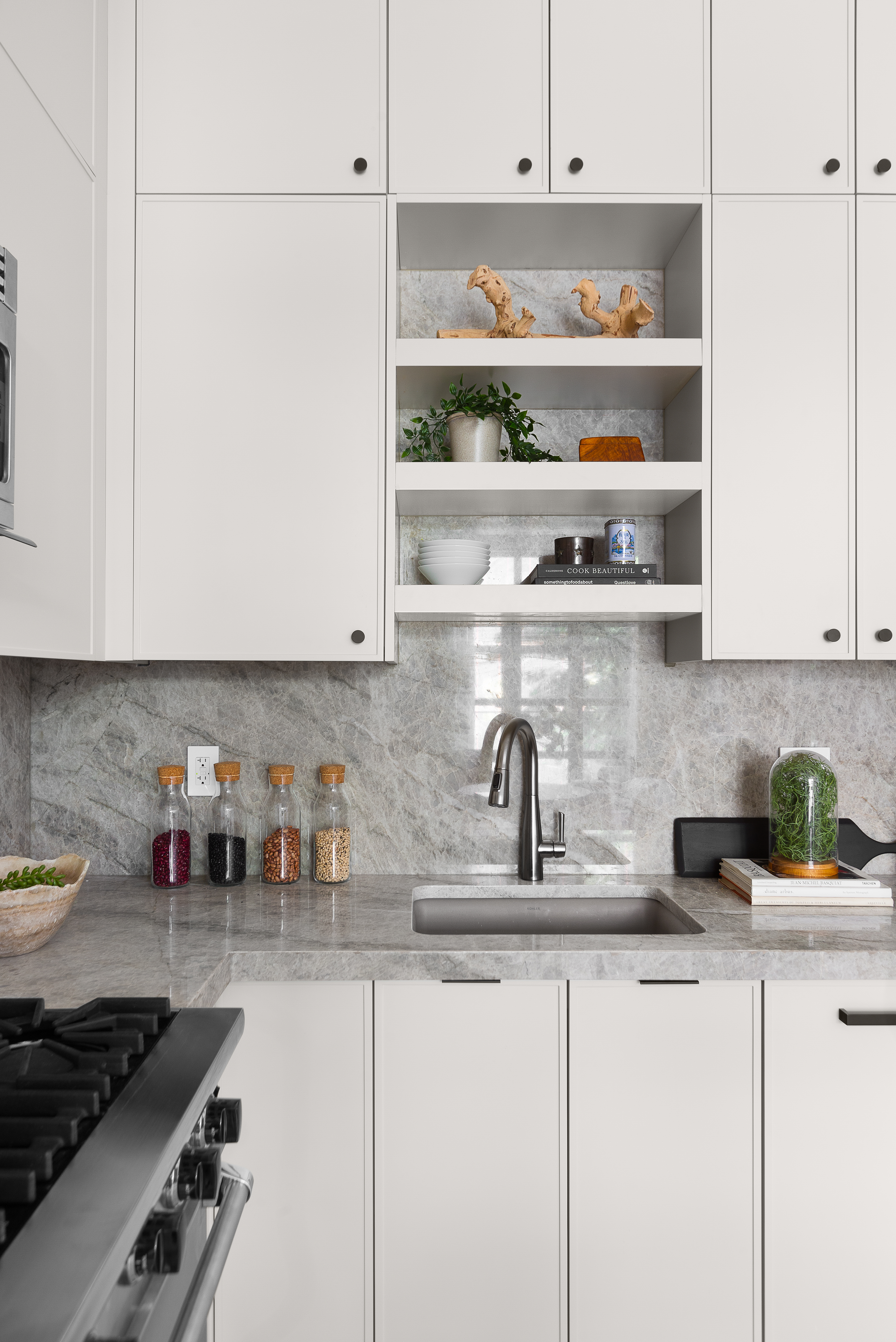 37-29 32nd Street, Unit 5A Queens, NY 11101 - Photo 3 of 7 Gallery Image 3