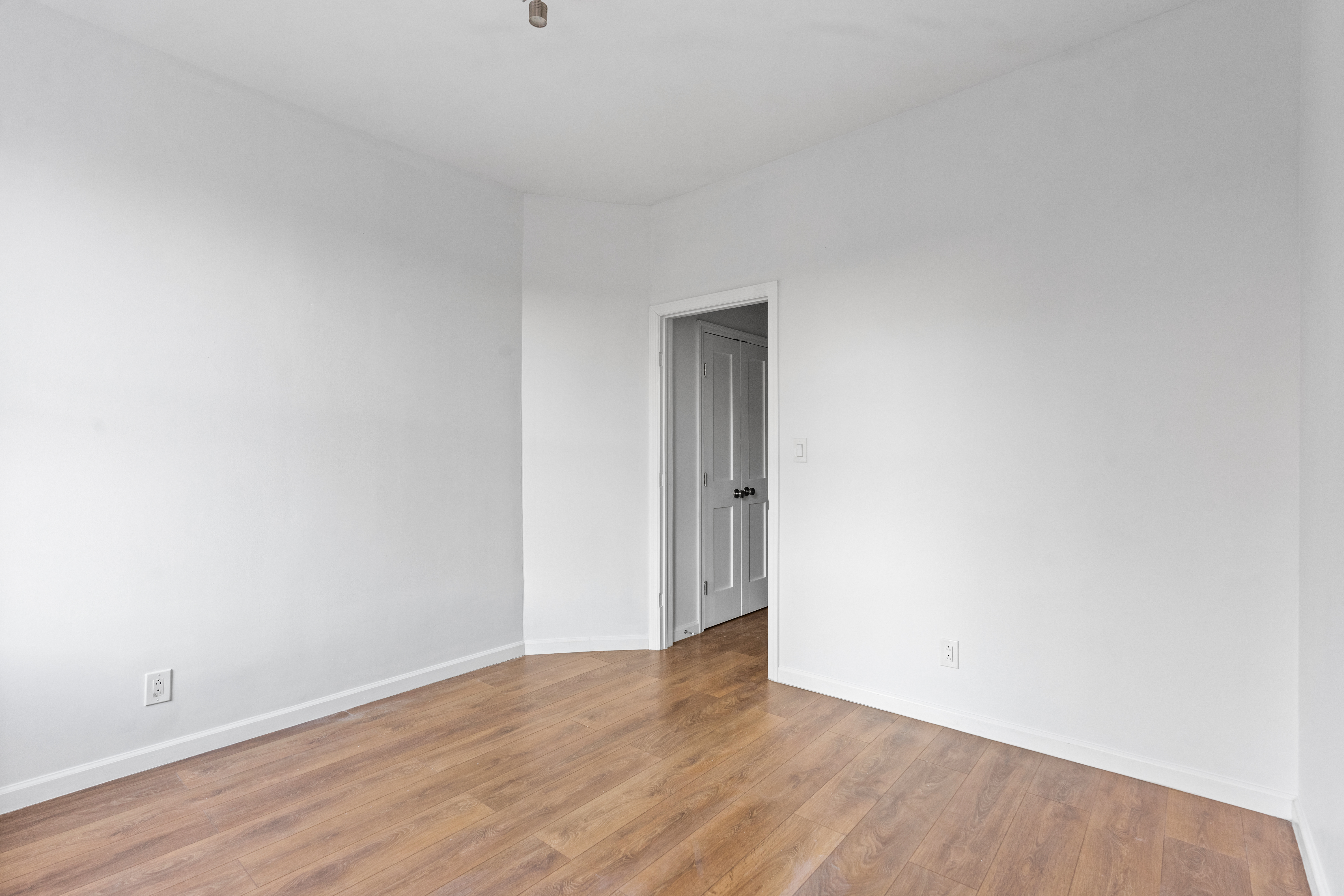 746 9th Avenue, Unit 3A Manhattan, NY 10019 - Photo 3 of 12