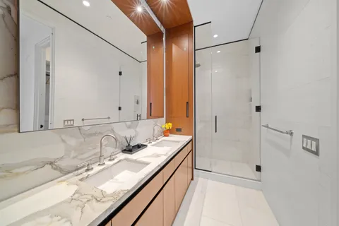 $3,095,000 | 15 East 30th Street, Unit 19B | NoMad