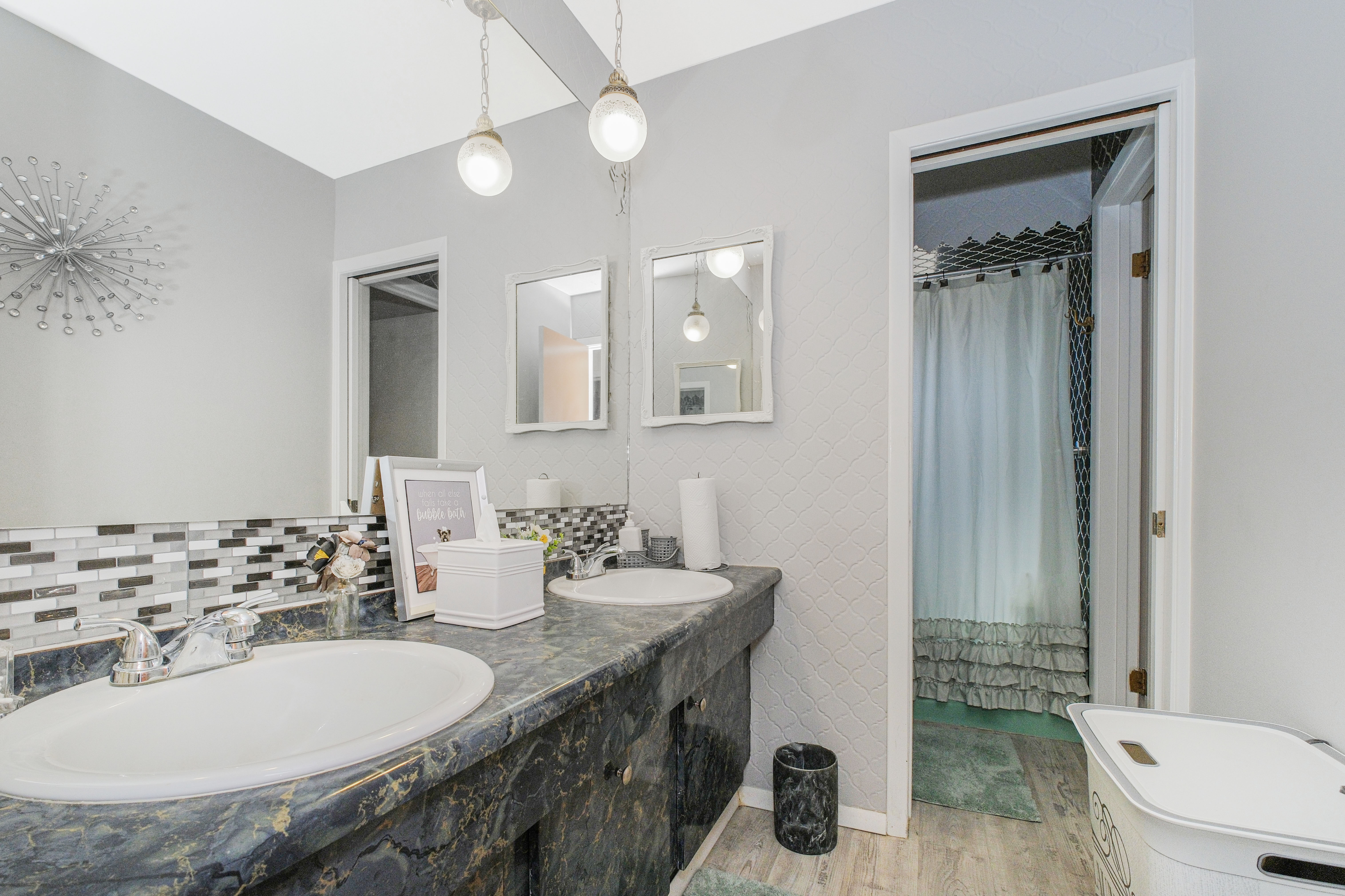 232 Hawthorne Avenue Staten Island, NY 10314 - Photo 7 of 21