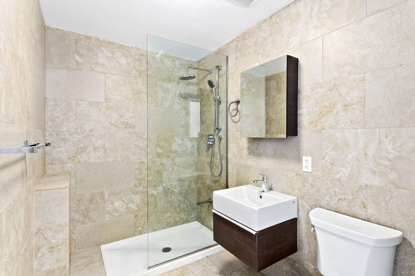 28-20 Astoria Boulevard, Unit 403 Queens, NY 11102 - Photo 4 of 6