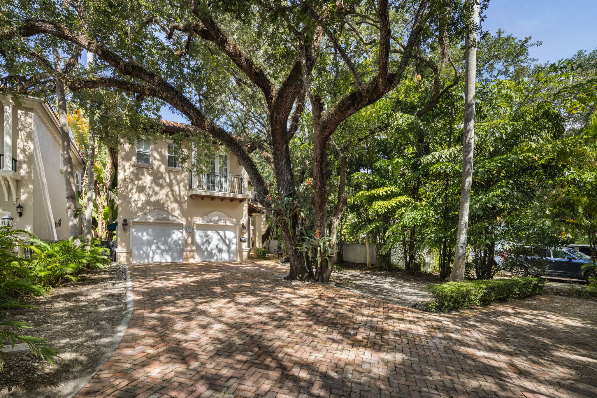 3710 Frantz Road Coconut Grove, FL 33133 - Photo 1 of 41 Gallery Image 1