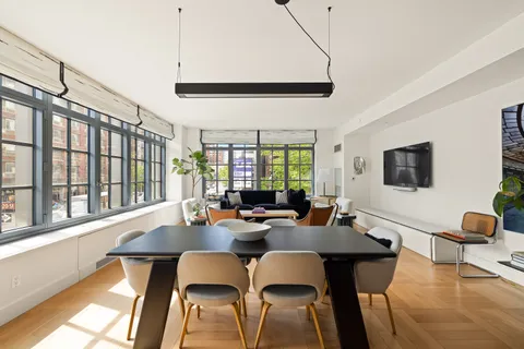 $3,995,000 | 500 West 21st Street, Unit 2G | Chelsea