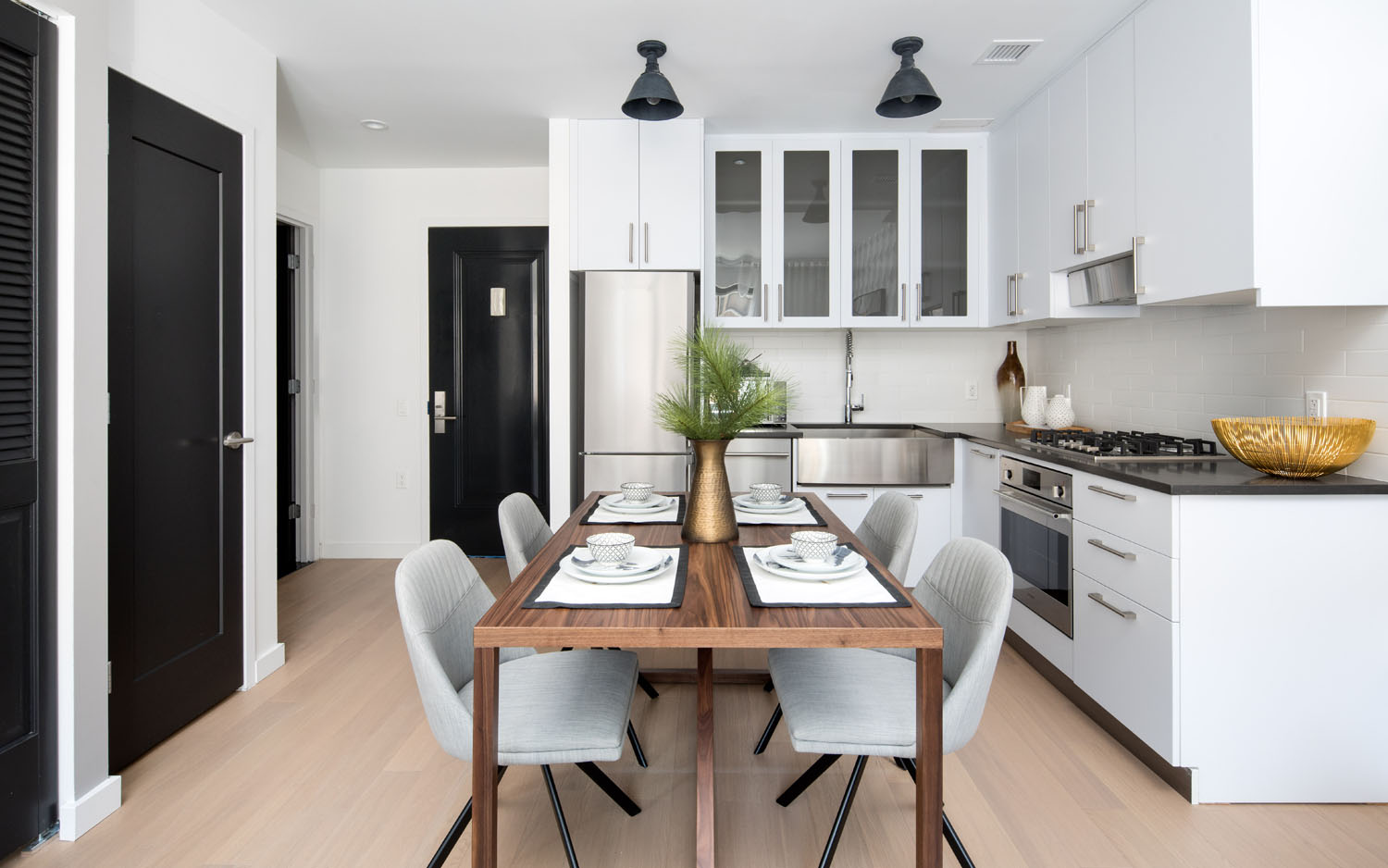 2910 Broadway, Unit 2M Queens, NY 11106 - Photo 3 of 11