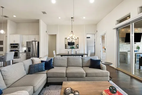 $1,250,000 | 207 San Siro Cove, Austin, TX 78738