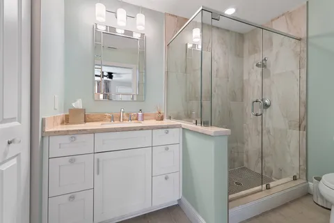 $1,200,000 | 10 Bentwood Road, Palm Beach Gardens, FL 33418