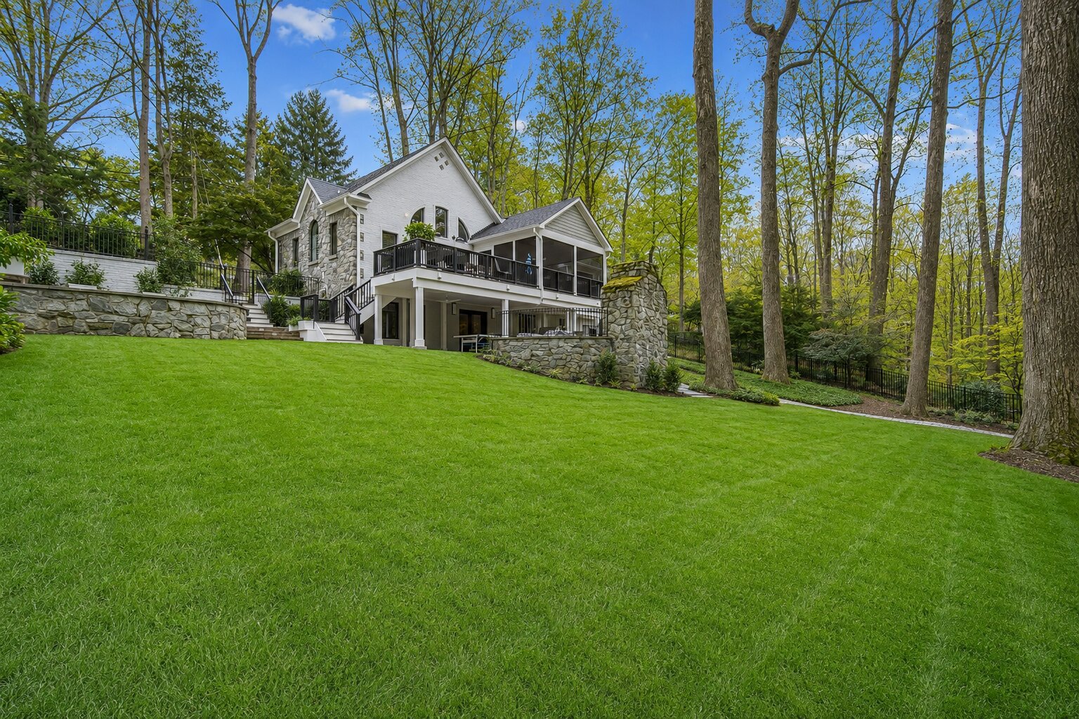 8210 Kingsgate Road Potomac, MD 20854 - Photo 59 of 69 Gallery Image 59