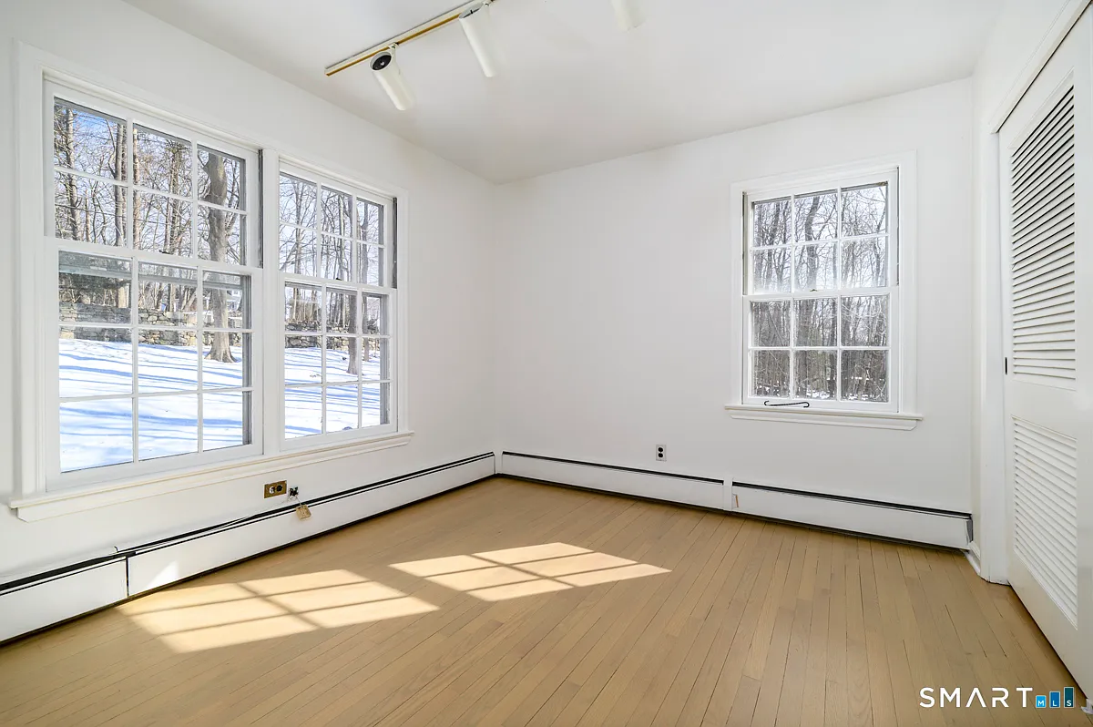 1238 Westover Road Stamford, CT 06902 - Photo 19 of 27