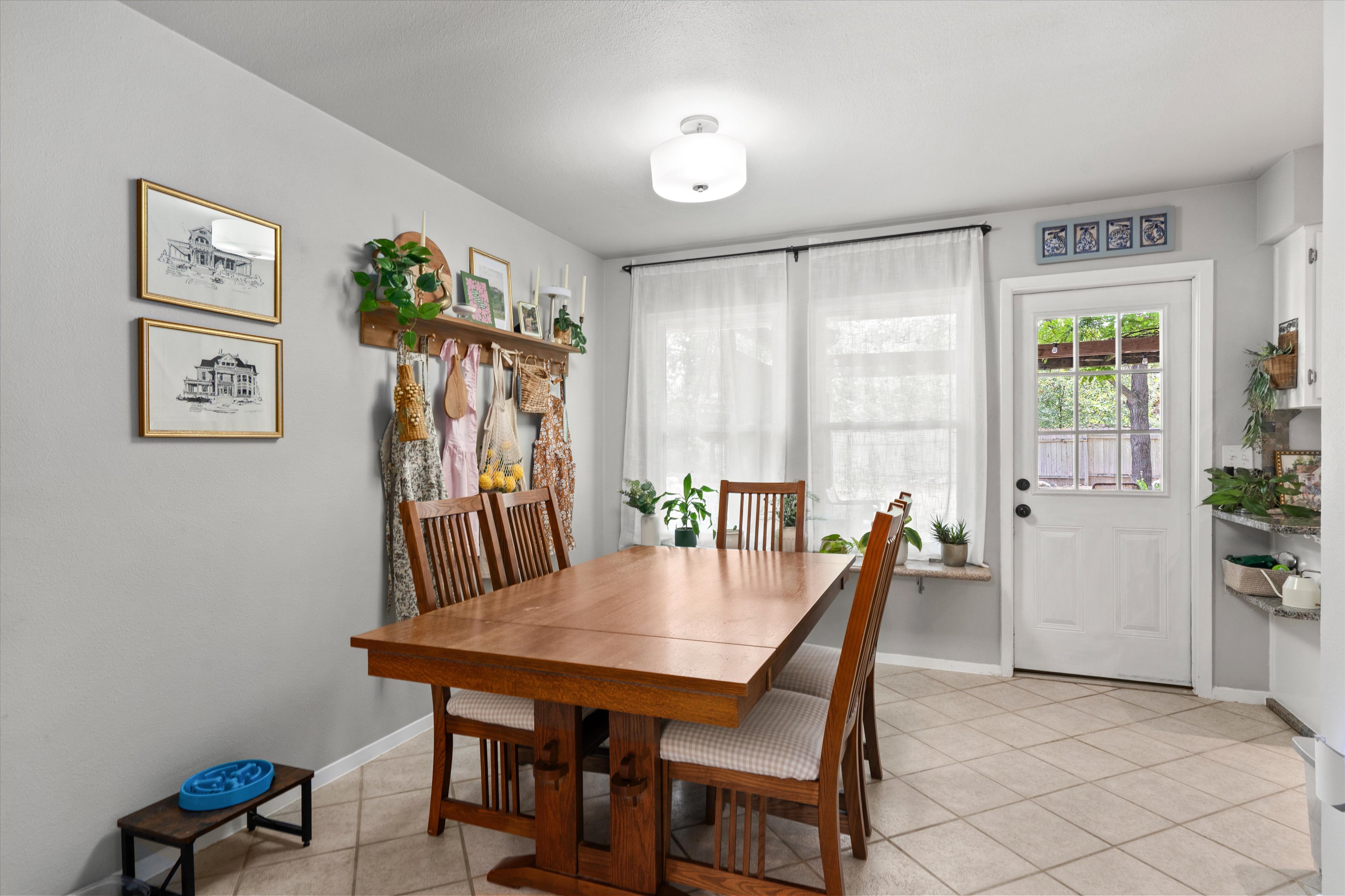 3303 Plantation Road Austin, TX 78745 - Photo 9 of 33 Gallery Image 9