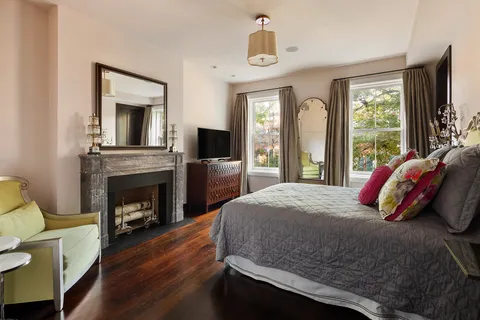 $16,995,000 | 42 Barrow Street | West Village