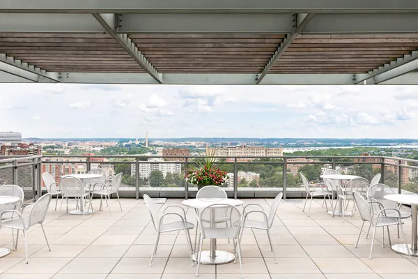 $3,500 | 2001 15th Street North, Unit 623, Arlington, VA 22201