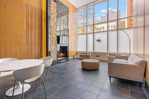 $725,000 | 333 East 109th Street, Unit 7A | East Harlem