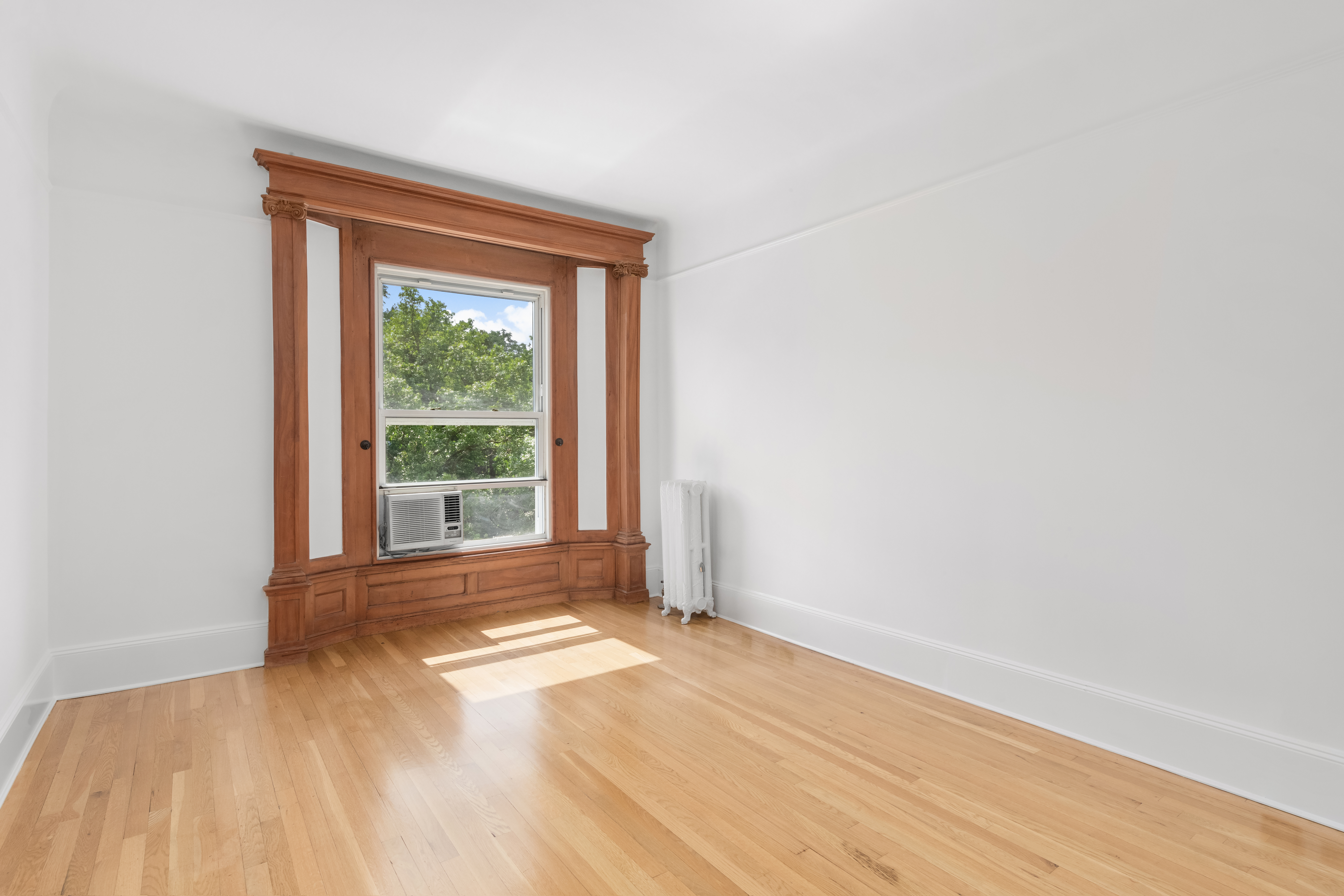 291 Central Park West, Unit 4E Manhattan, NY 10024 - Photo 8 of 15