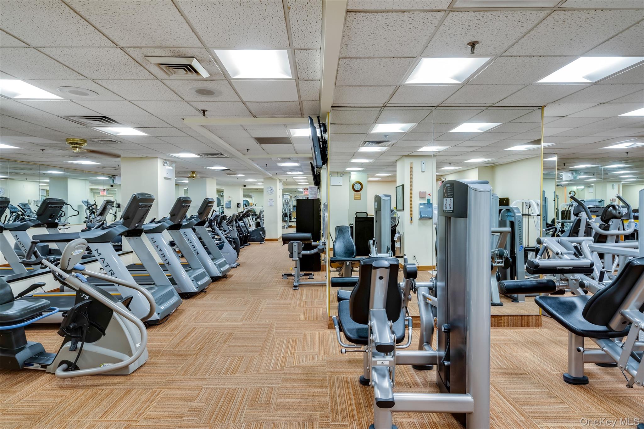 27110 Grand Central Parkway, Unit 26A Queens, NY 11005 - Photo 16 of 30 a view of a room with gym equipment
