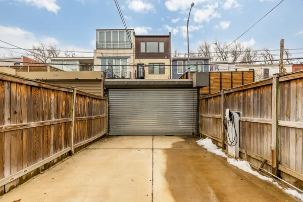 $1,275,000 | T Street Northwest, Washington, DC 20009