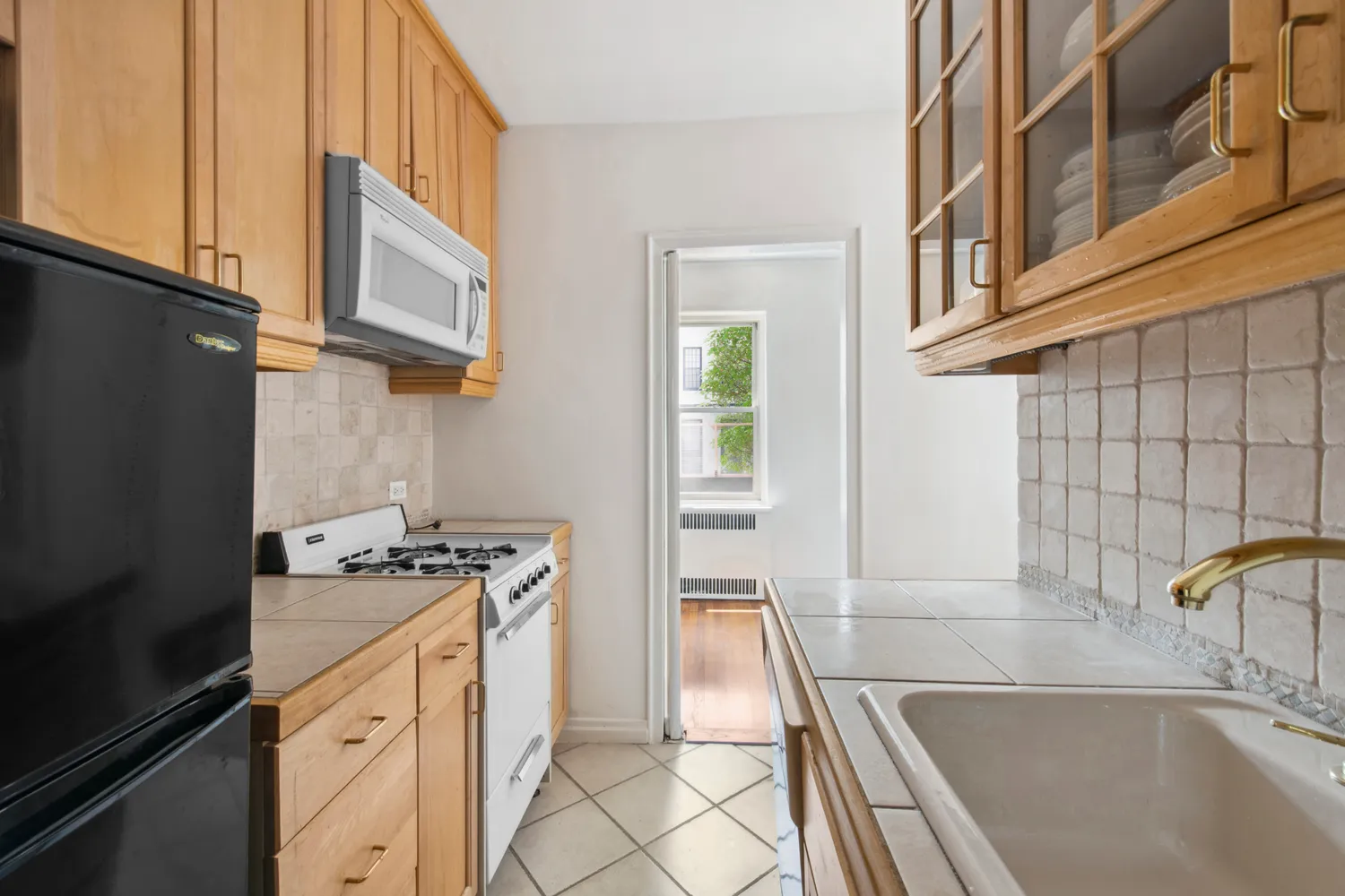 $499,000 | 515 East 89th Street, Unit 2E | Upper East Side