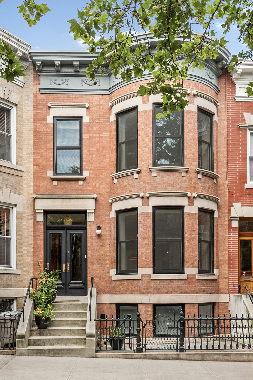 47 Sherman Street, Unit 2 Brooklyn, NY 11215 - Photo 3 of 23 front view of a building