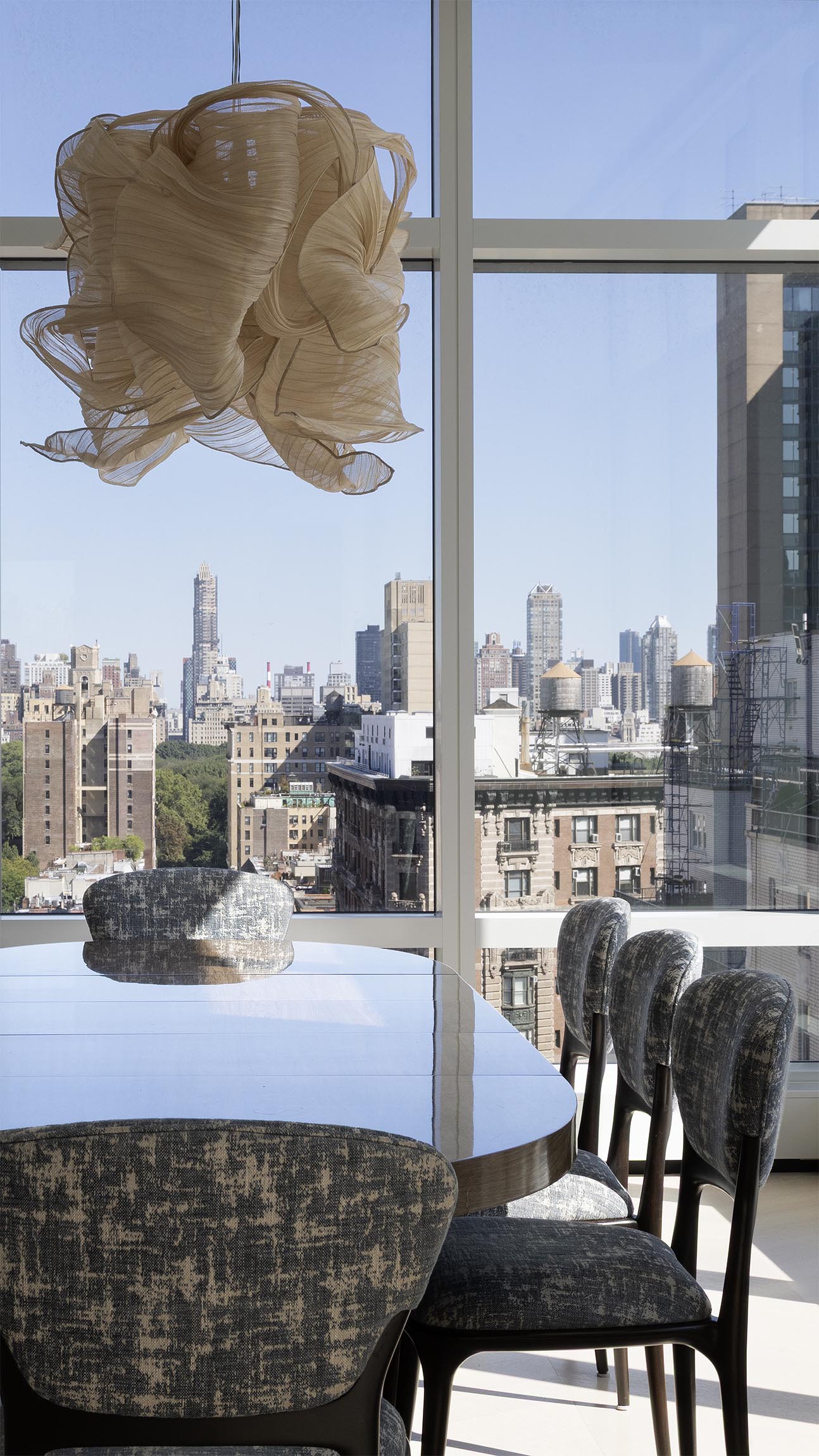 200 Amsterdam Avenue, Unit 17A Manhattan, NY 10023 - Photo 4 of 24 a living room with furniture