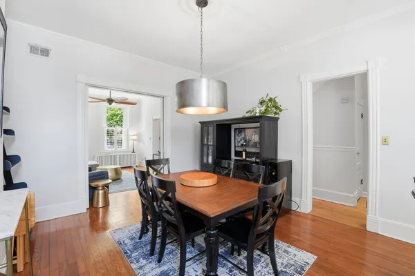 $1,100,000 | 721 10th Street Northeast, Washington, DC 20002