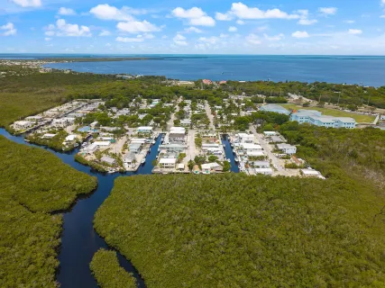 $1,689,000 | 365 Loeb Avenue, Key Largo, FL 33037