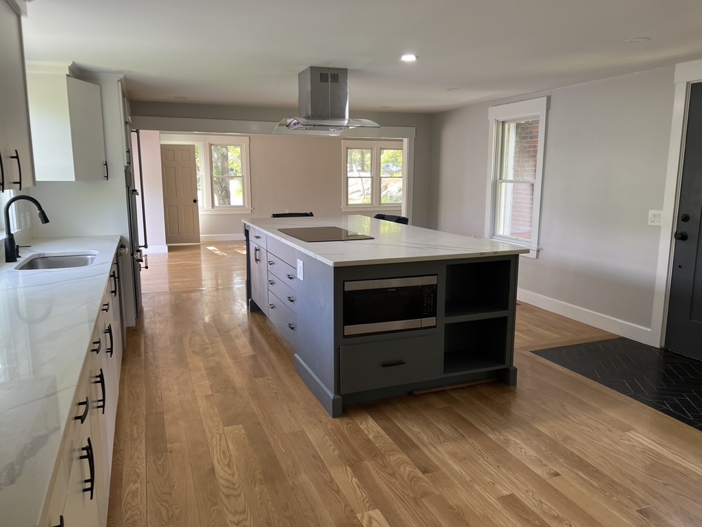 138 High Street Hingham, MA 02043 - Photo 3 of 19