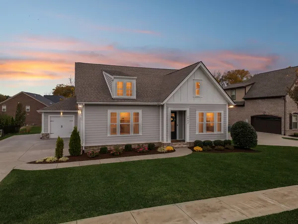 $975,000 | 842 Nolenmeade Place, Nolensville, TN 37135