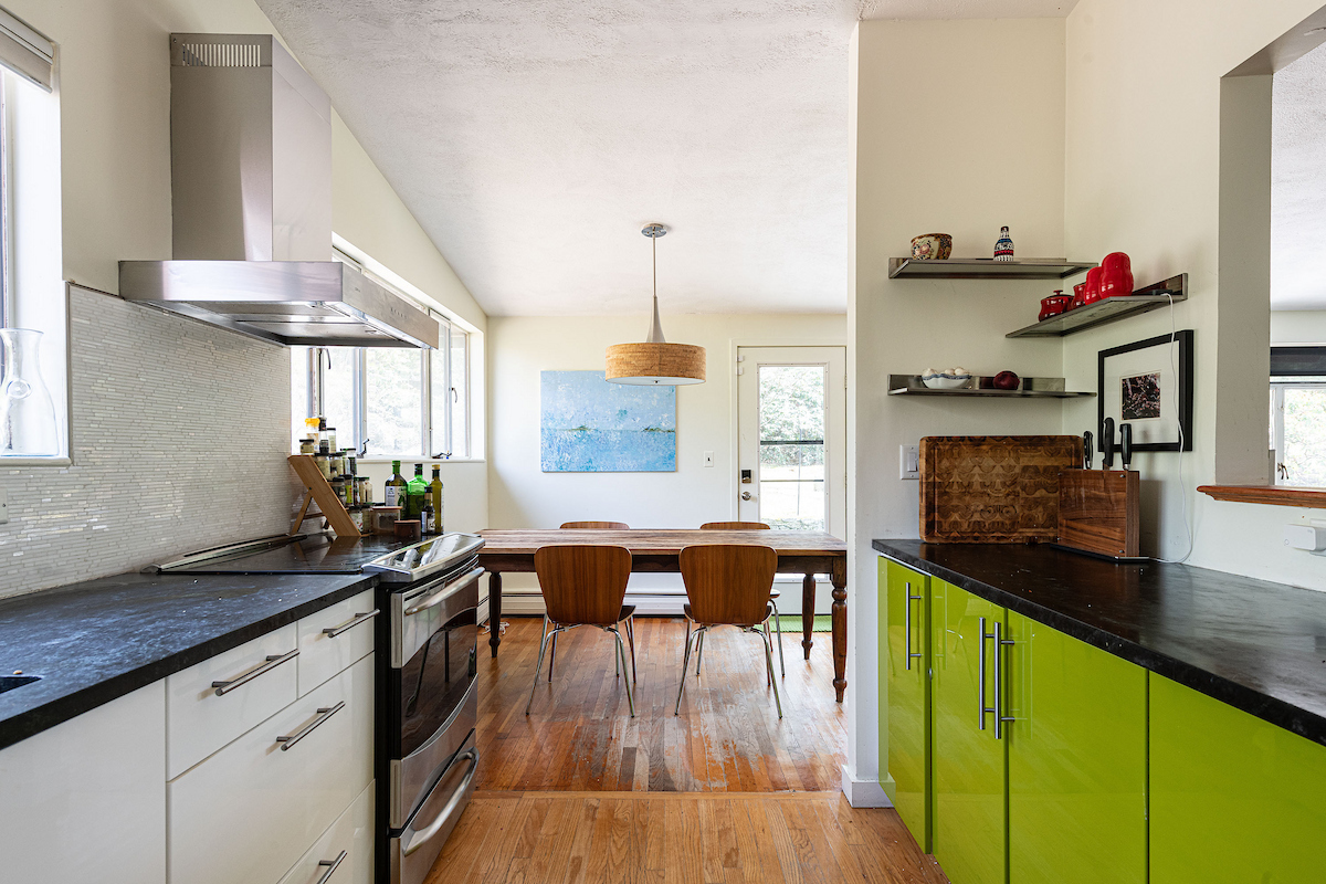 42 Peacock Farm Road Lexington, MA 02421 - Photo 10 of 26