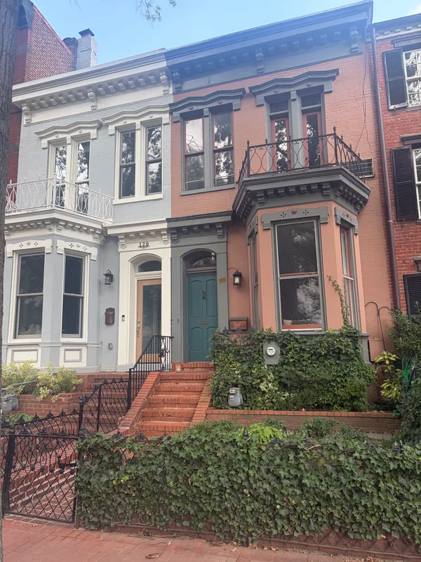 $1,225,000 | 122 3rd Street Southeast, Washington, DC 20003