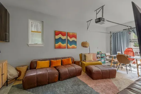 $549,000 | 2812 Oak Springs Drive, Unit 2, Austin, TX 78702