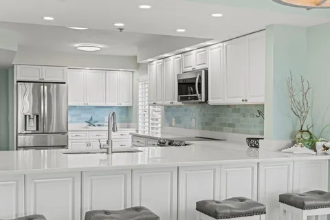 $599,000 | 660 South Brevard Avenue, Unit 1511, Cocoa Beach, FL 32931