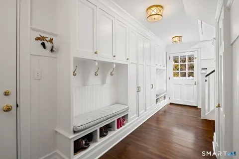 $4,050,000 | 32 West Road, New Canaan, CT 06840