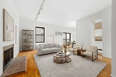 $725,000 | 425 West End Avenue, Unit 3C | Upper West Side