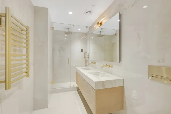 $12,000 | 21 West 17th Street, Unit 4 | Flatiron