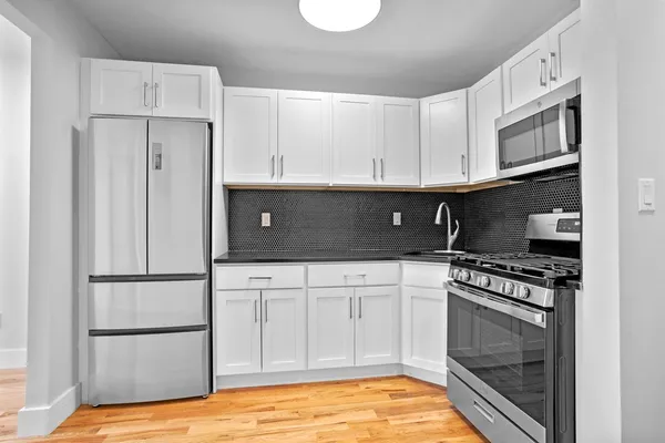$5,200 | 791 Lexington Avenue, Unit 2 | Bedford-Stuyvesant