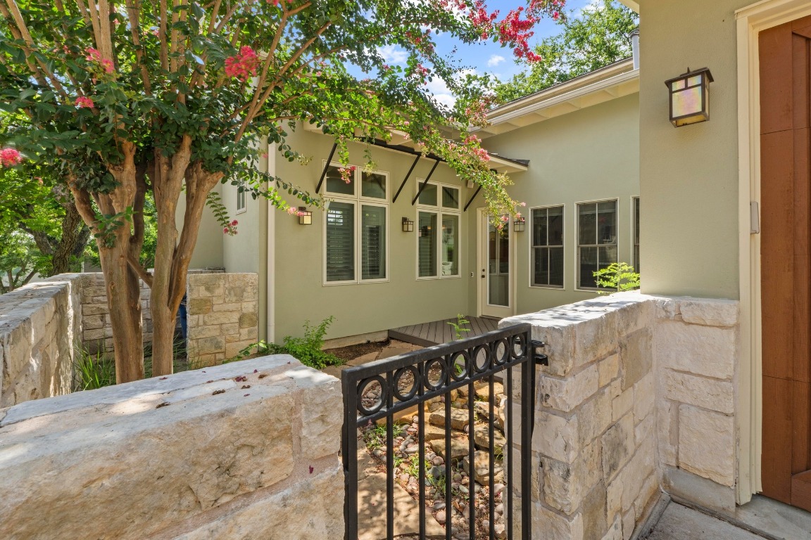 3810 Ridgelea Drive, Unit A Austin, TX 78731 - Photo 30 of 33