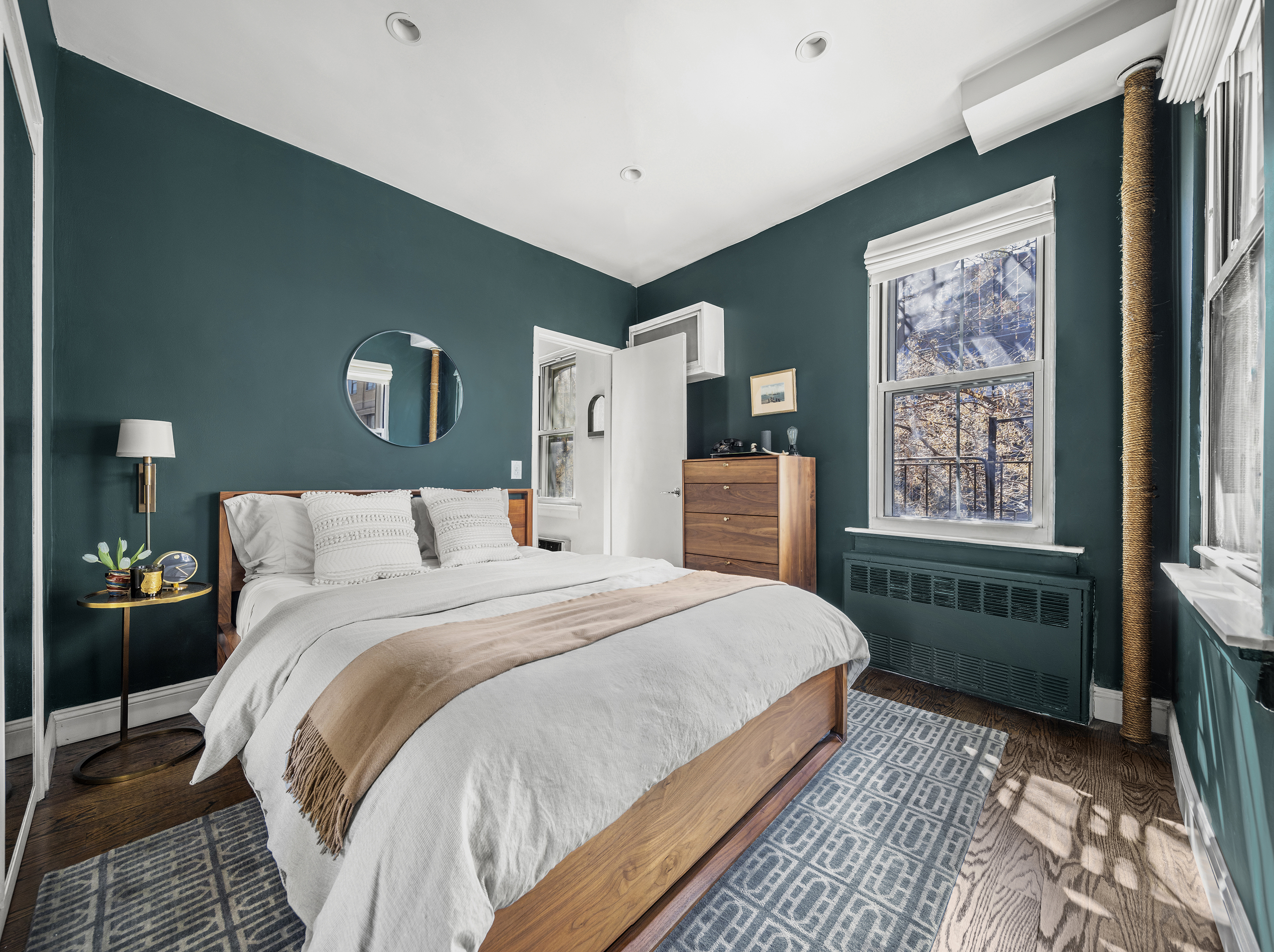 92 Horatio Street, Unit 3A Manhattan, NY 10014 - Photo 7 of 9