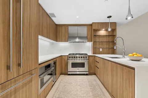 $2,249,000 | 324 East 93rd Street, Unit 2 | Upper East Side