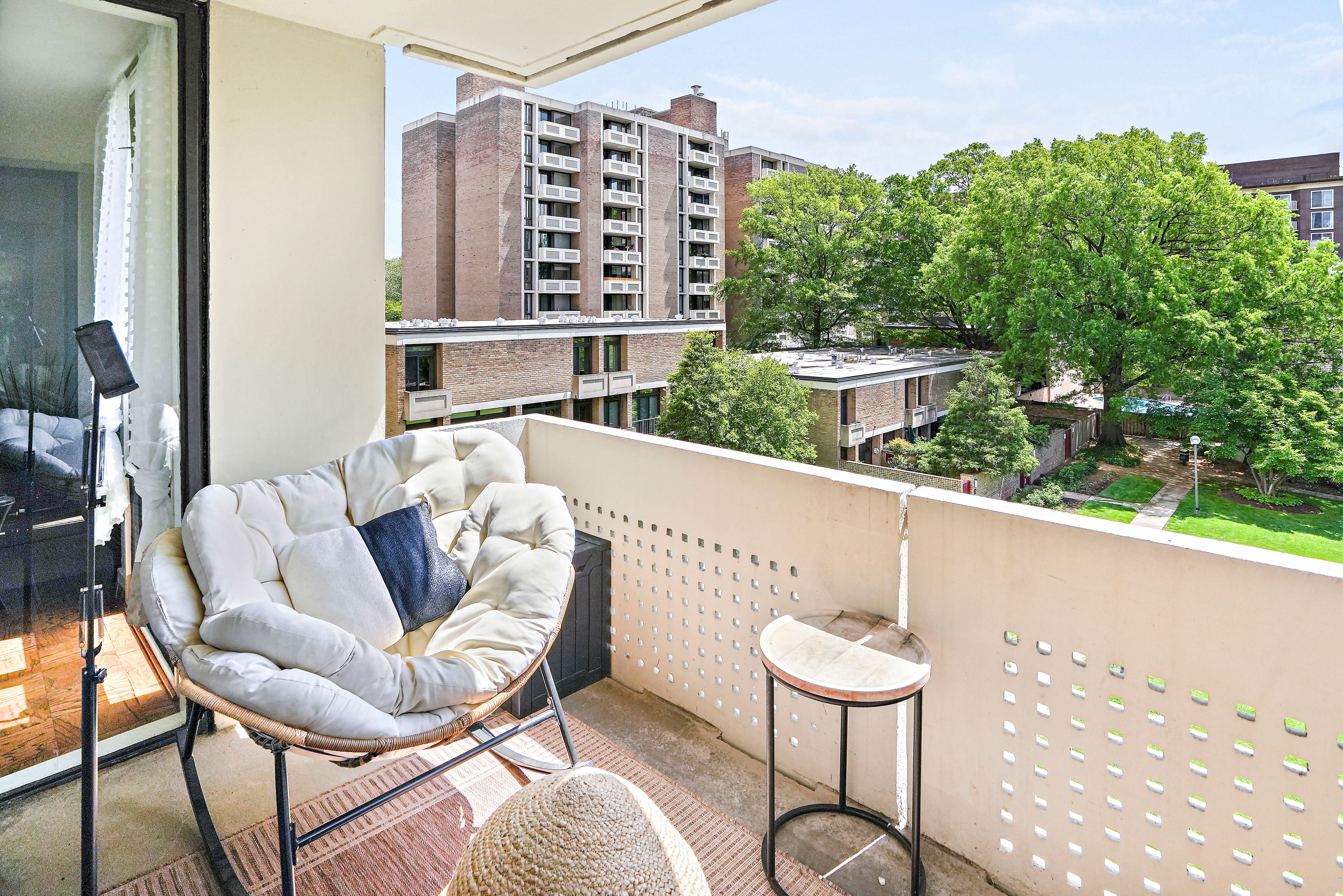 490 M Street Southwest, Unit 204 Washington, DC 20024 - Photo 8 of 28