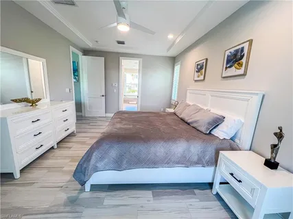 $1,580,000 | 554 North Barfield Drive, Marco Island, FL 34145