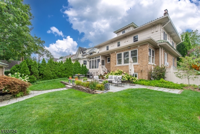 281 Forest Avenue Glen Ridge, NJ 07028 - Photo 49 of 66